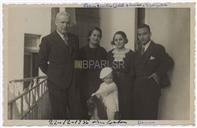 Retrato de Evangelina e Ramiro Valadão com Maria Amália Leite e família  