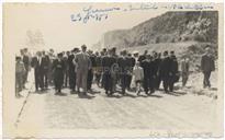 Retrato na Viagem do Governador Abecassis à Ilha Graciosa - Grupo - Entrada na Vila de Santa Cruz 