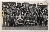 Retrato de Cumprimentos num Jogo de Futebol - Sport Clube Angrense 