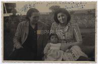 Retrato de Evangelina Machado Valadão, Sara Moreira e Maria Teresa 