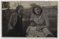 Retrato de Evangelina Machado Valadão, Sara Moreira e Maria Teresa 