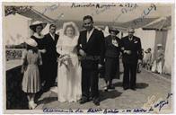 Casamento de Maria Ariete Coelho Vaz Homem e Manuel Godinho  - A sair da casa dos pais - Maria Laura Brasil, Francisco Brasil, Elvira Flores Brasil, Francisco Valadão 