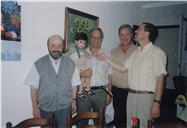 José Mendonça Brasil e Ávila com amigos