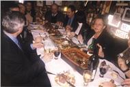 José Mendonça Brasil e Ávila num jantar  com amigos