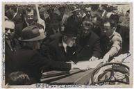 Assinando o auto da Primeira Pedra do Palácio da Justiça - Juíz José Amadeu Carvalho assinando o auto - Flores Brasil, Henrique Flores 