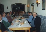 José Mendonça Brasil e Ávila num jantar com amigos (provavelmente numa atividade do Instituto Açoriano de Cultura)