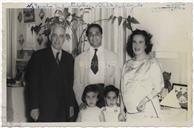 Retrato de Francisco Valadão com Família Mendonça, Delegado da Presidência da República, esposa e filhos - Exposição na Escola Industrial 