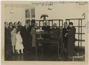 Inauguração do Edifício dos Correios de Angra - Henrique Costa Braz, Henrique Flores, Francisco Valadão, Teotónio Pires, Manuel de Sousa Menezes, Cândido Forjaz, Joaquim Corte-Real e Amaral