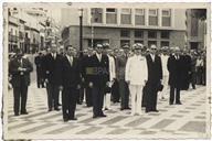 Inauguração da Estátua de Álvaro Martins Homem na Praça da Restauração pelas Comemorações Henriquinas - Francisco Valadão, Teotónio Pires, Contra Almirante Quintanilha de Mendonça Dias, Luís Lima 