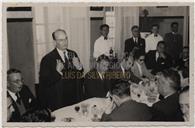 Retrato de Grupo num Almoço ? - Joaquim Corte-Real e Amaral, Anselmo de Sousa Bettencourt e Ávila, Engenheiro Francisco Alves Ferreira (a falar), Rafael Valadão dos Santos, Bispo de Tiava, Dom Pedro da Silva.