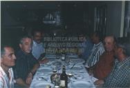 José Mendonça Brasil e Ávila com amigos
