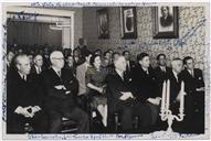 33.º Aniversário do Lusitânia - Sessão Solene no Grémio do Comércio, presidida pelo Governador do Distrito, com o orador Rev. Dr. José de Oliveira Lopes - Major Araújo, Agnelo Ornelas do Rego, Oliveira, Francisco Valadão, Coronel Alforia