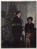 Retrato de Ramiro Valadão e Sara Moreira Valadão em Nova Iorque - Em casa do Coronel Geral de Portugal, Dr. Alexandre Lencastre de Veiga 