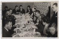 Almoço oferecido aos Estudantes de Coimbra no S.C. Angrense e servido pelo "Beira Mar" - Corte-Real e Amaral, Flores Brasil, Machado, Eliseu Pato François