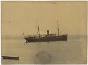 Retrato de navio na baía de Angra 