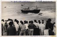 Navio encalhado - "Arnel"- resgate de passageiros 